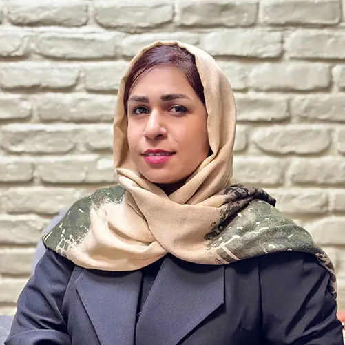  Hanieh Lavvaf
